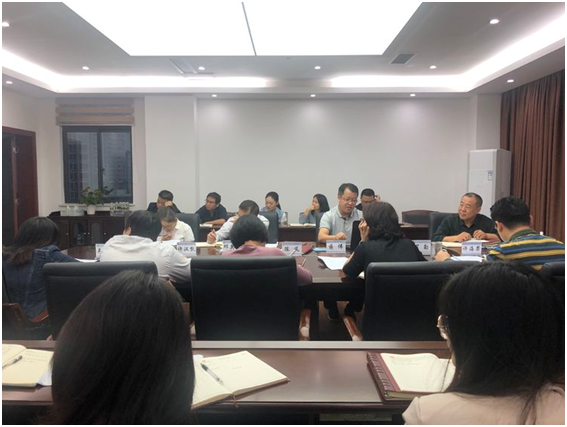 加強學習，深入開展調查研究，全面增強擔保本領——市擔保公司黨支部書記上黨課